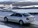 BMW 330xi Sedan 2005 года